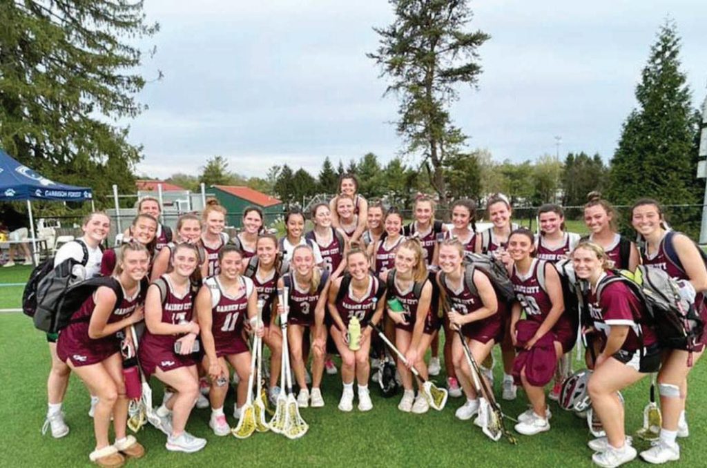 The Evolution of Tennis Equipment: From Wooden Rackets to Modern Technology – Joe Cianciotto